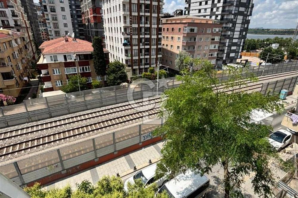 Mustafa Çağlayan'dan Küçükçekmece Cumhuriyet Mahallesi'nde Satılık Daire