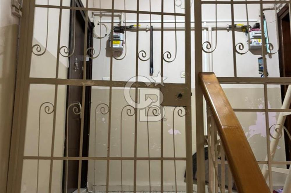 Mustafa Çağlayan'dan Küçükçekmece Cumhuriyet Mahallesi'nde Satılık Daire