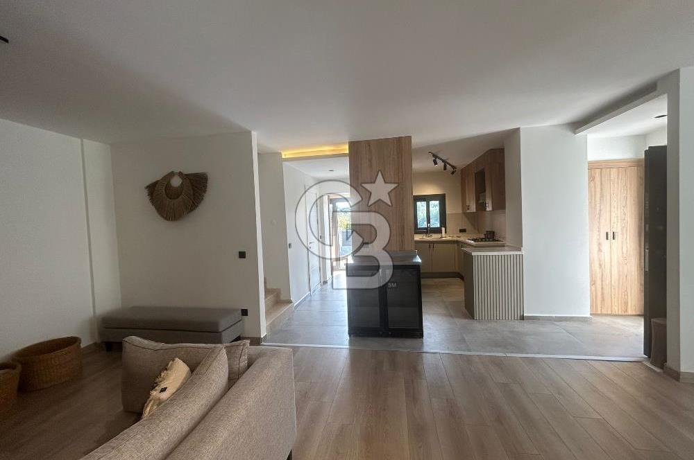 ÇEŞME-DALYAN EŞYALI, MÜSTAKİL HAVUZLU, FULL TADİLATLI 3+1 VİLLA