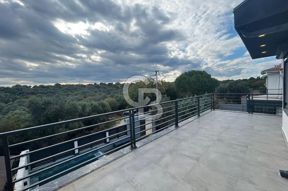 ÇEŞME-DALYAN EŞYALI, MÜSTAKİL HAVUZLU, FULL TADİLATLI 3+1 VİLLA