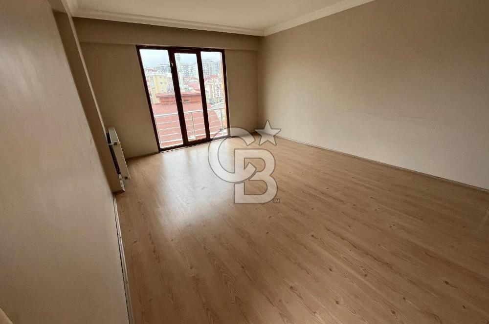 Çift Tuvaletli Balkonlu Kullanışlı İki Artı Bir Kiralık Daire 