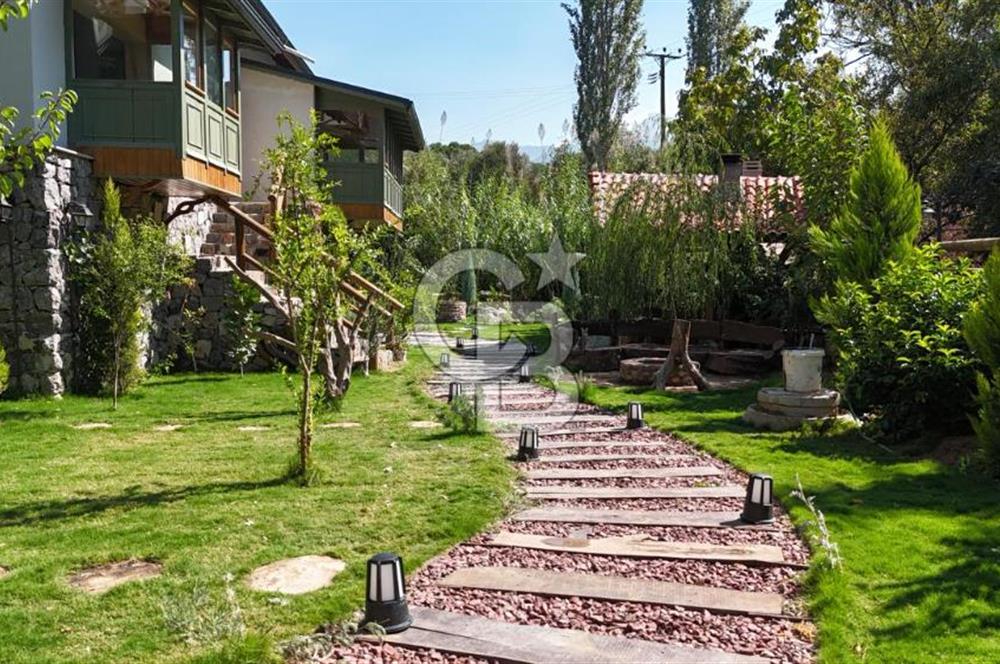 İzmir Kemalpaşa Nazar köy' de Satılık Taş Butik Otel