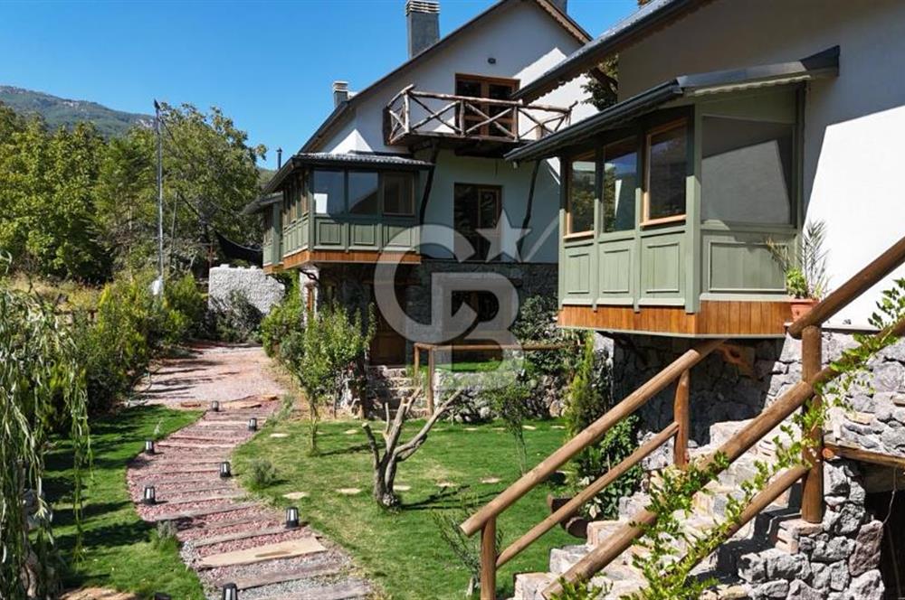 İzmir Kemalpaşa Nazar köy' de Satılık Taş Butik Otel