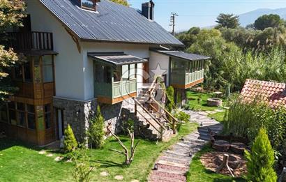 İzmir Kemalpaşa Nazar köy' de Satılık Taş Butik Otel