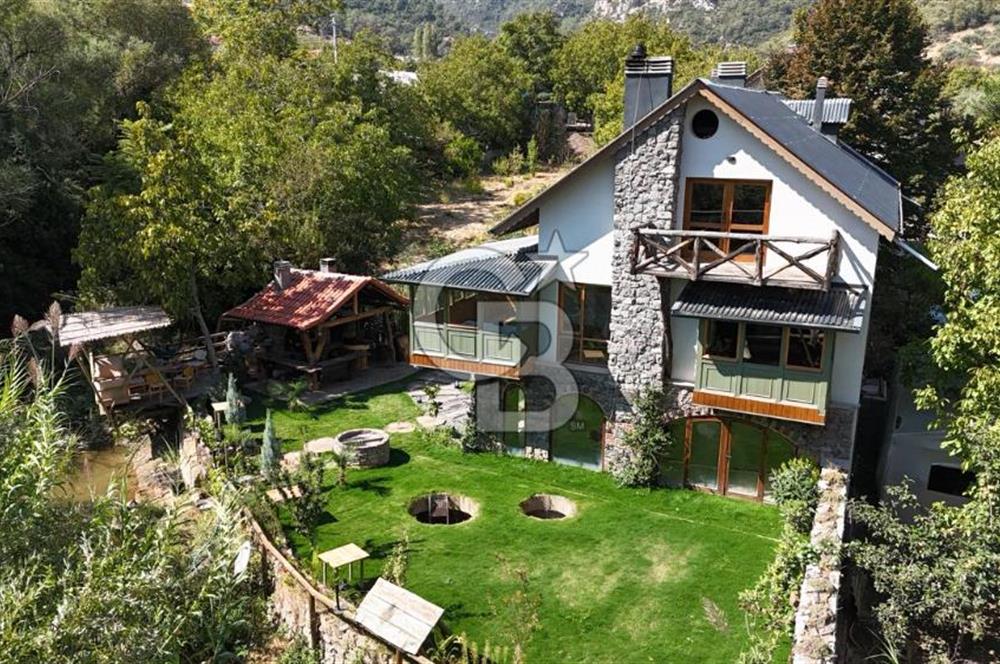 İzmir Kemalpaşa Nazar köy' de Satılık Taş Butik Otel