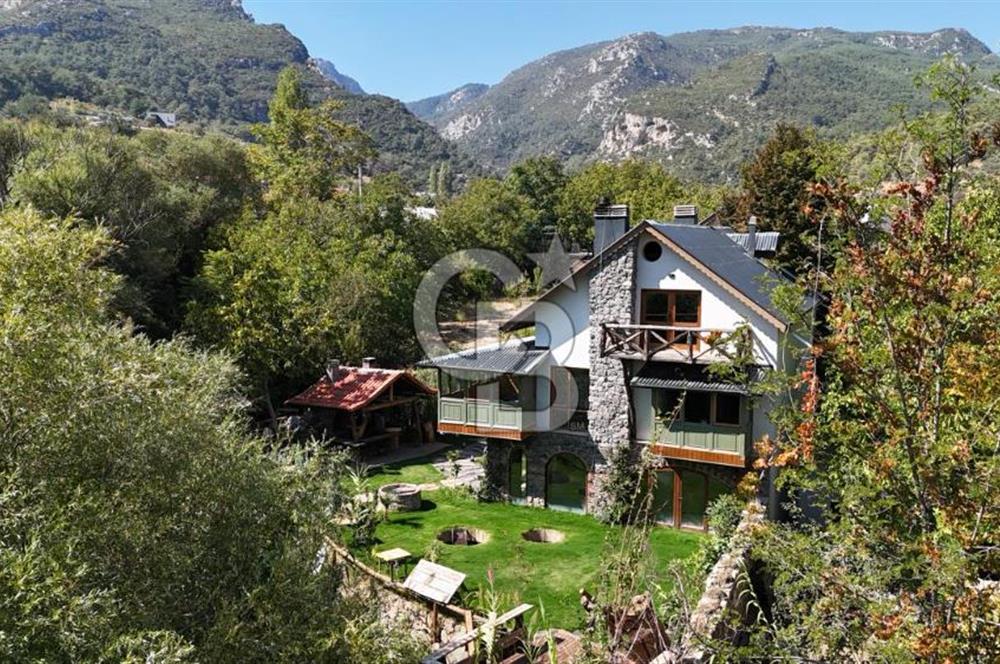 İzmir Kemalpaşa Nazar köy' de Satılık Taş Butik Otel