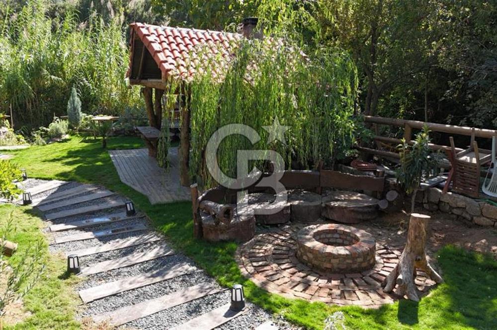 İzmir Kemalpaşa Nazar köy' de Satılık Taş Butik Otel