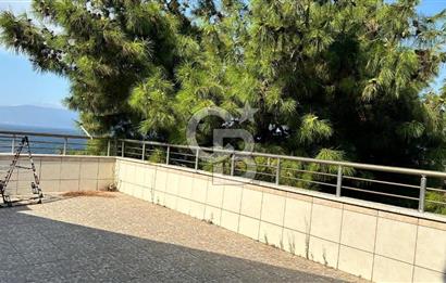 GEMLİK KURŞUNLU DA FULL DENİZ MANZARALI SATILIK 5+2 VİLLA