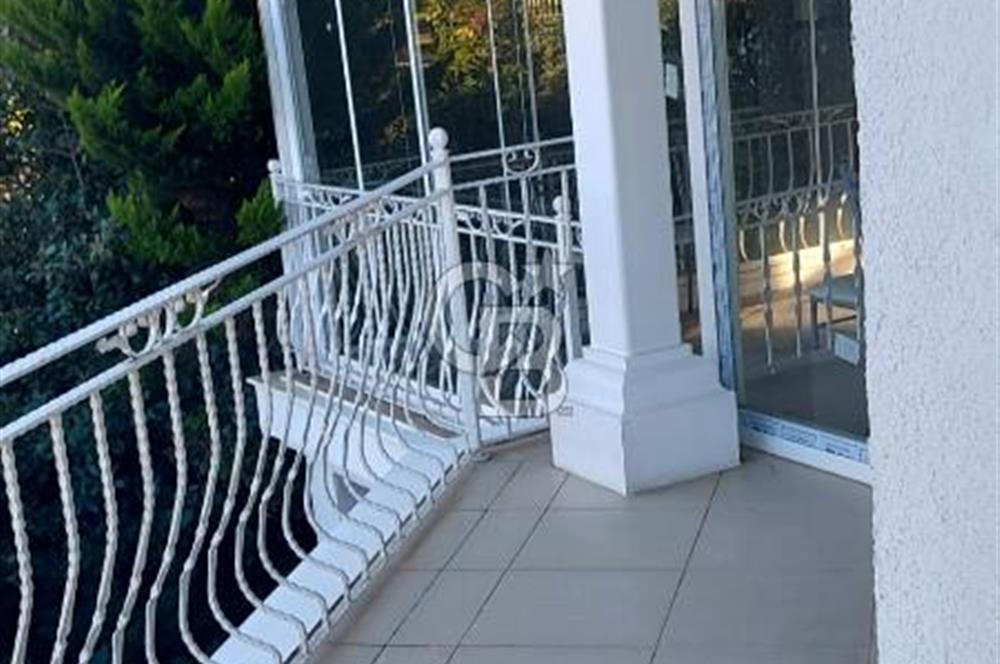 Çekmeköy Reşadiye Mahallesi 6+2 Doğa Manzaralı Satılık Villa