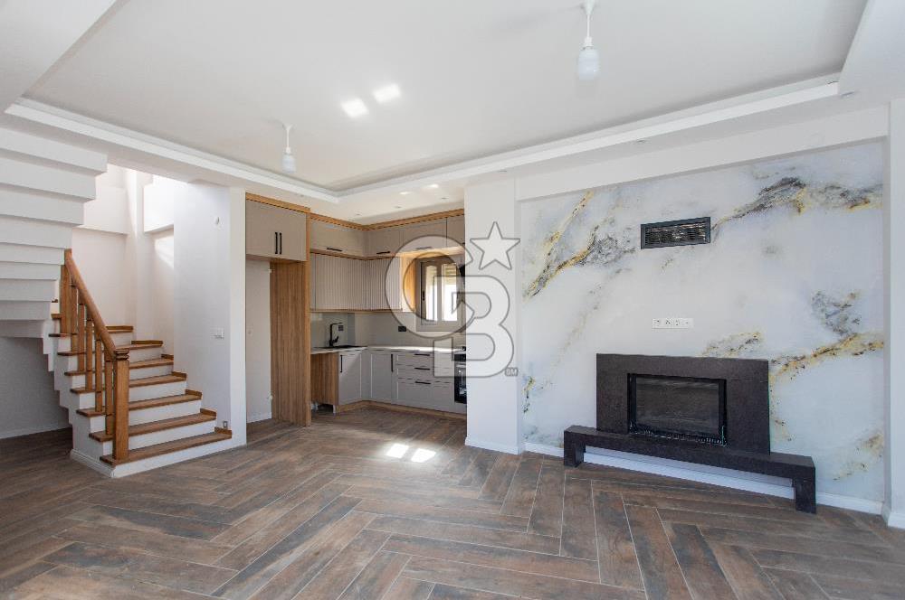 Foça Atatürk Mah. Satılık Müstakil Bahçeli 2+1 Dubleks Villa