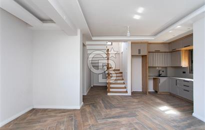 Foça Atatürk Mah. Satılık Müstakil Bahçeli 2+1 Dubleks Villa