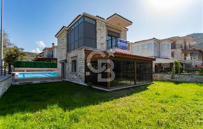 Foça Atatürk Mah. Satılık Müstakil Bahçeli 2+1 Dubleks Villa