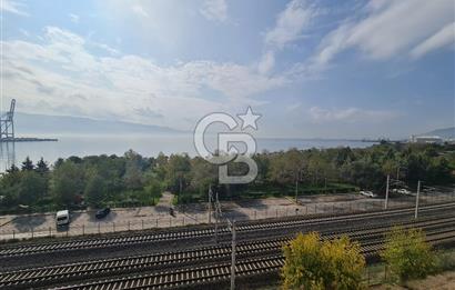 KÖRFEZ PETKİMPARKTA DENİZ MANZARALI SATILIK 3+1 DAİRE