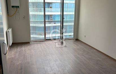 PENDİK MASAR SİLVER SİTESİ -SATILIK ŞEREFİYELİ FIRSAT GENİŞ 1+1