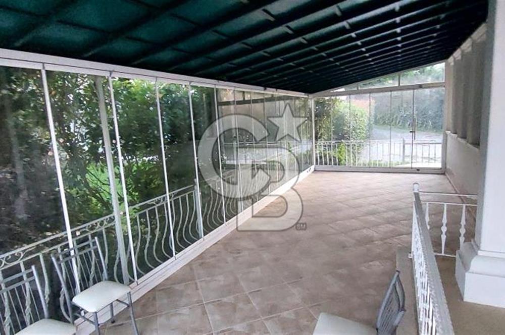 Çekmeköy Reşadiye Mahallesi 6+2 Doğa Manzaralı Satılık Villa