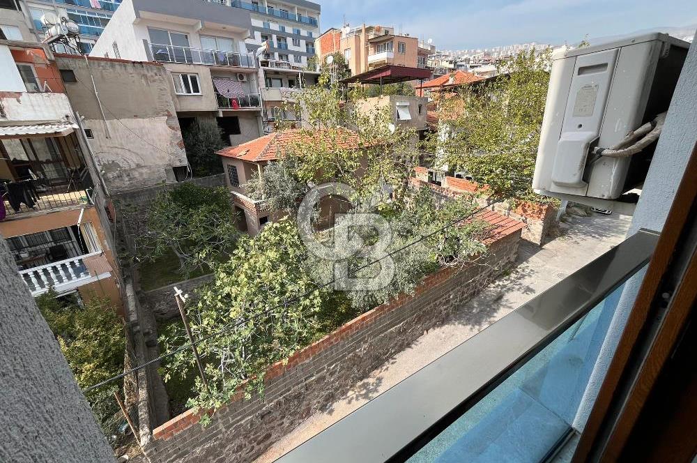 BAYRAKLIDA MANZARALI KAPALI MUTFAKLI DAİRE