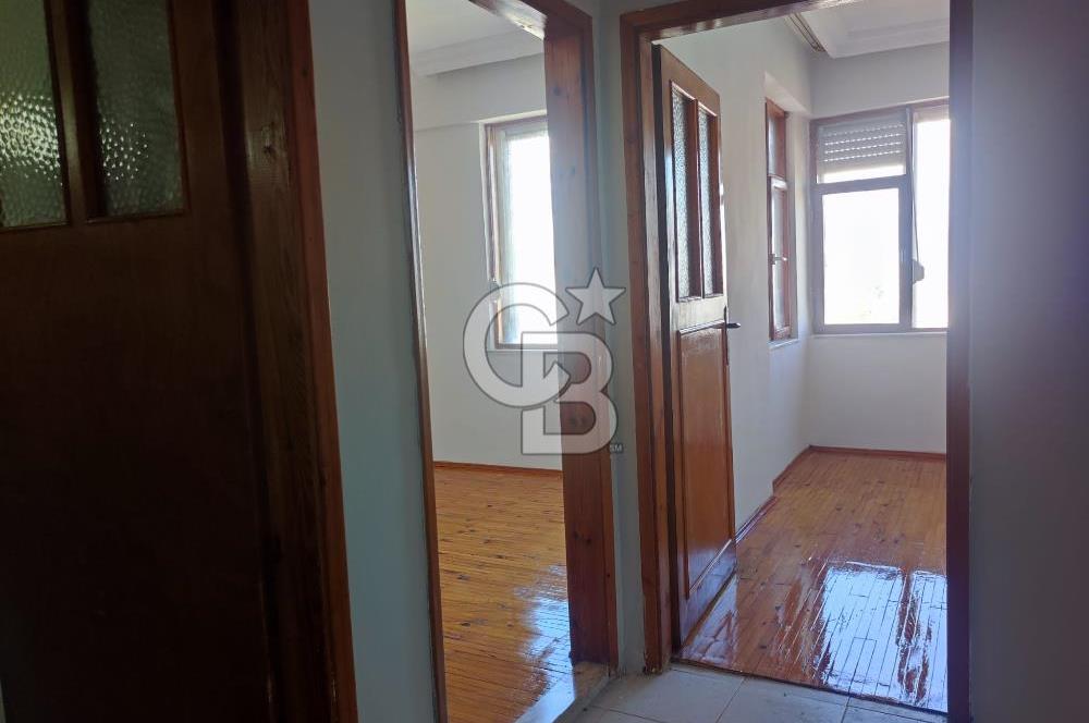 Düdenbaşında çevre yoluna yakın geniş 3+1 daire