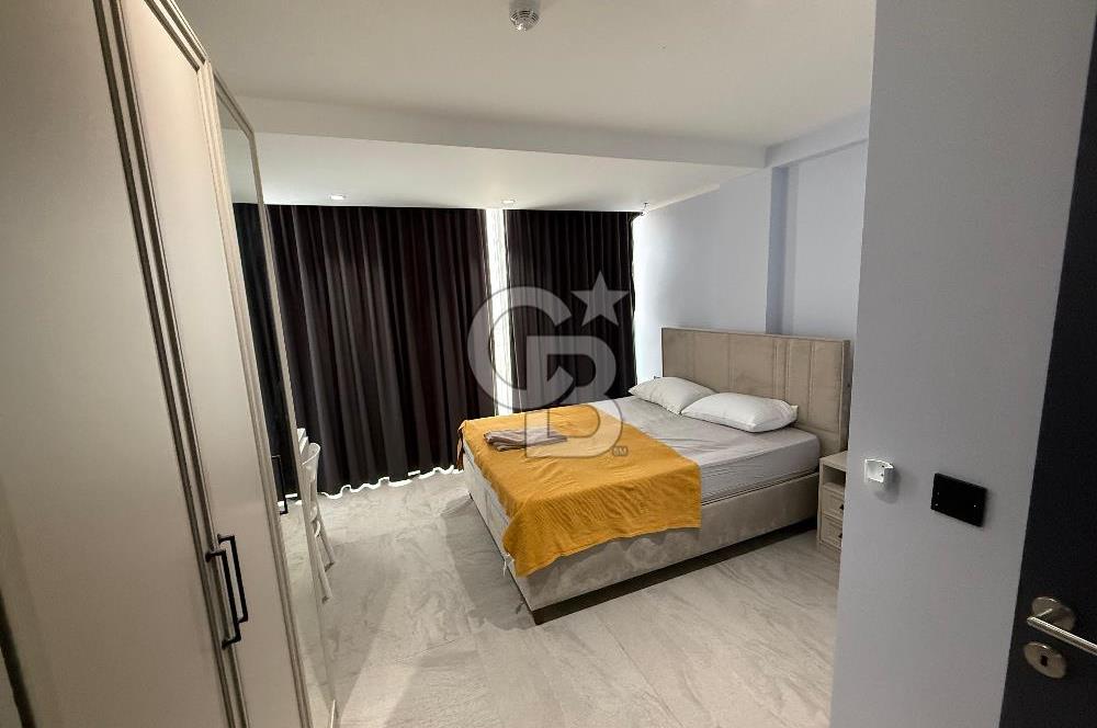 Çeşme'de Denize Sıfır 2+1 Bahçeli Dubleks