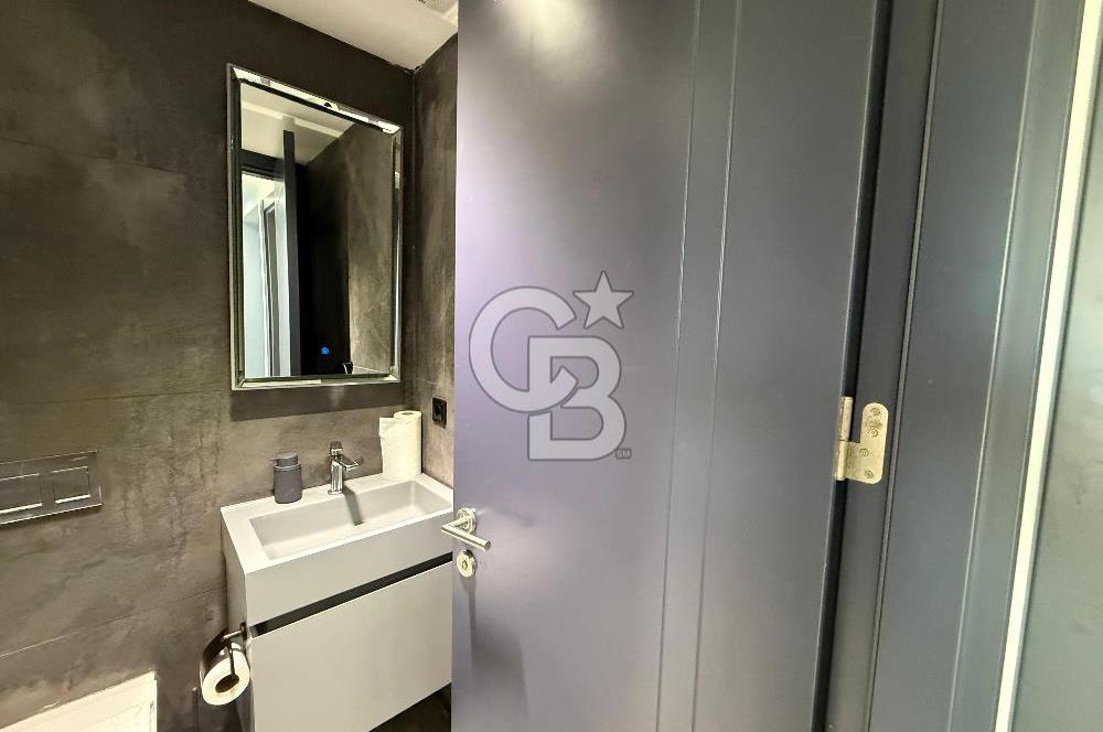 Çeşme'de Denize Sıfır 2+1 Bahçeli Dubleks