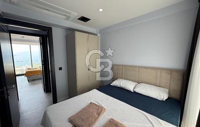 Çeşme'de Denize Sıfır 2+1 Bahçeli Dubleks