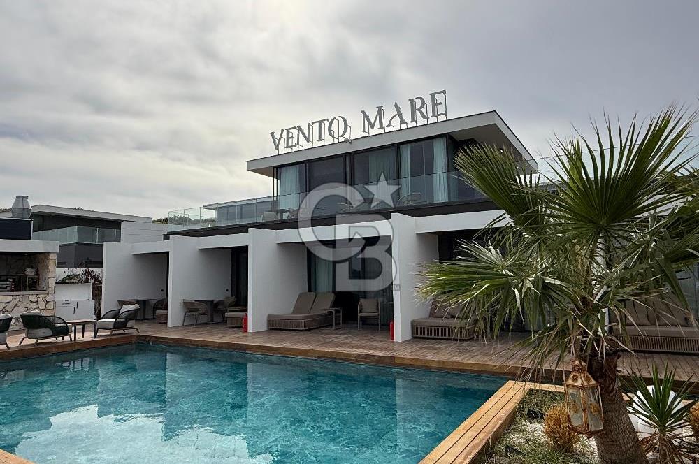 Çeşme'de Denize Sıfır 2+1 Bahçeli Dubleks