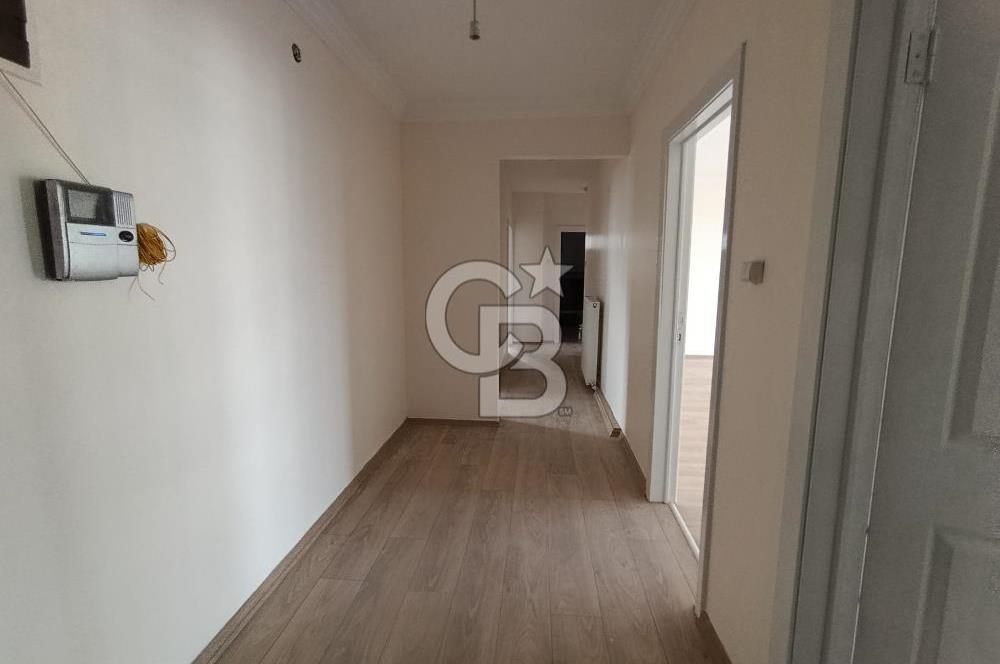 ÇANKAYA TURAN GÜNEŞ BULVARINA YAKIN YAPILI OFİS