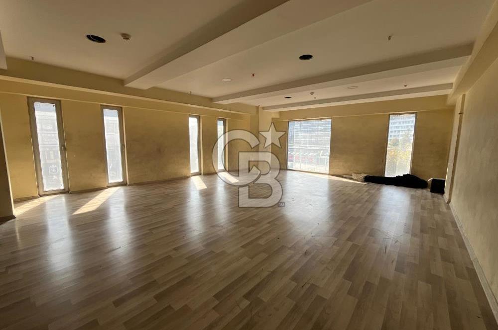 MERTER TEKSTİL MERKEZİ'NDE KİRALIK 3 KATLI DÜKKAN