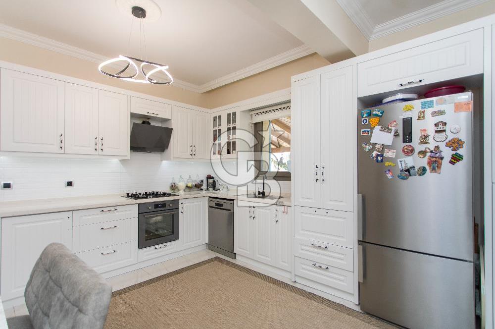 Foça Yenibağarası Zeytinköy Mevkii'nde Satılık Müstakil Villa