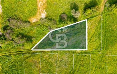 Foça Yenibağarası'nda Satılık 644 m2 Tarla