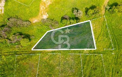 Foça Yenibağarası'nda Satılık 644 m2 Tarla