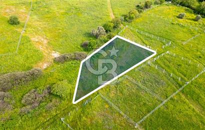 Foça Yenibağarası'nda Satılık 644 m2 Tarla