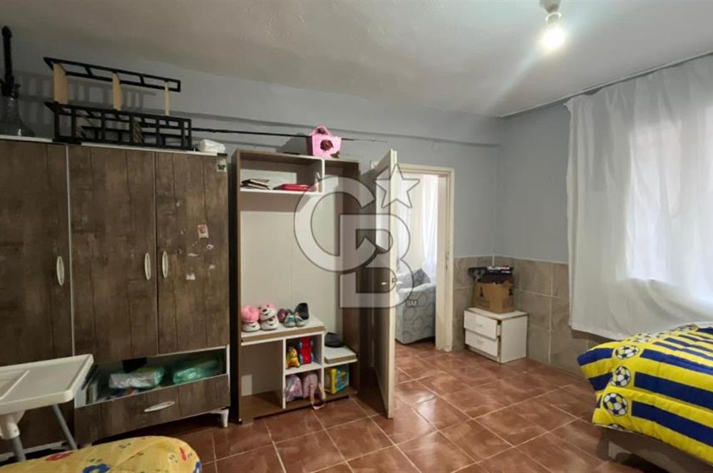 Bayraklı 4 KAT İMARLI Satılık 2+1 Müstakil Ev