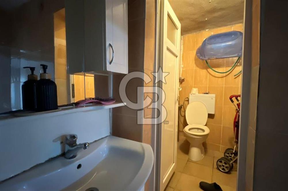 Bayraklı 4 KAT İMARLI Satılık 2+1 Müstakil Ev