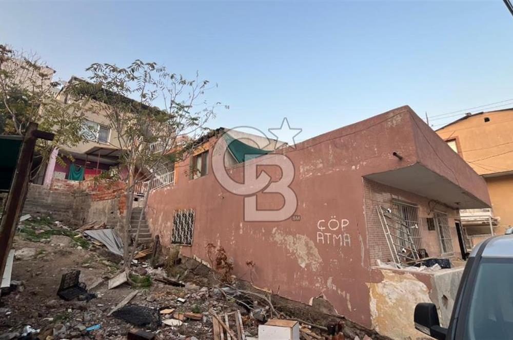 Bayraklı 4 KAT İMARLI Satılık 2+1 Müstakil Ev