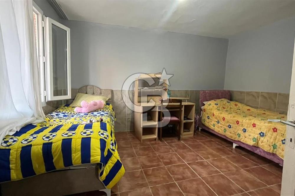 Bayraklı 4 KAT İMARLI Satılık 2+1 Müstakil Ev