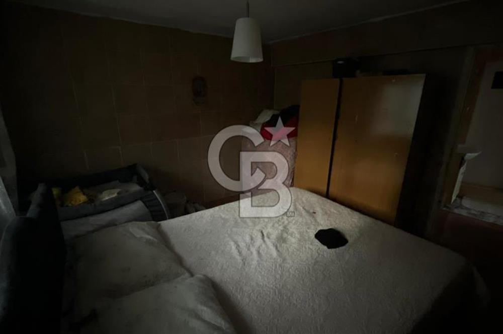 Bayraklı 4 KAT İMARLI Satılık 2+1 Müstakil Ev