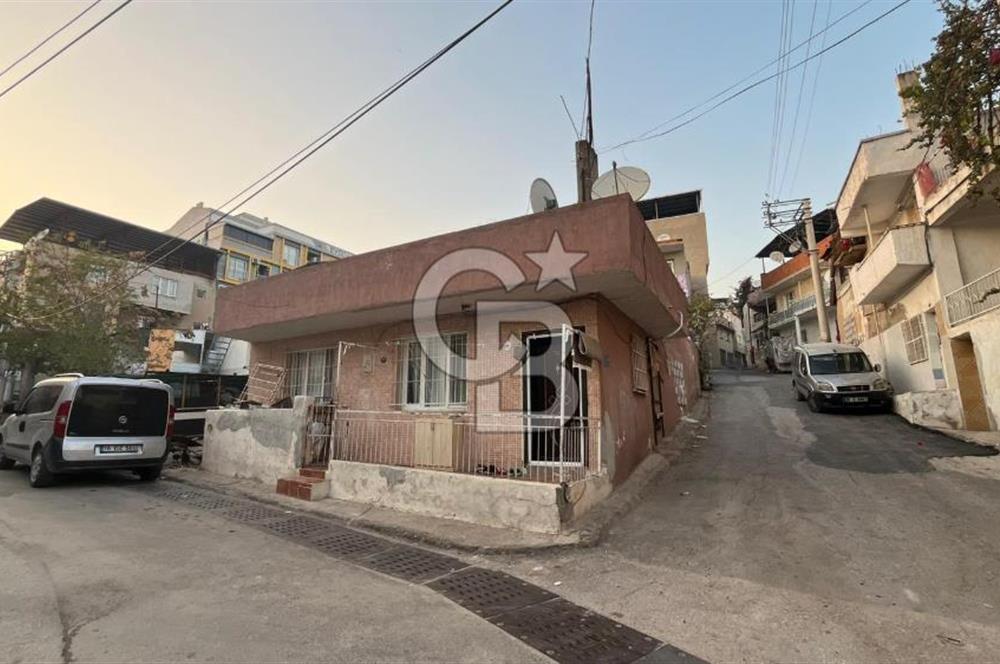 Bayraklı 4 KAT İMARLI Satılık 2+1 Müstakil Ev