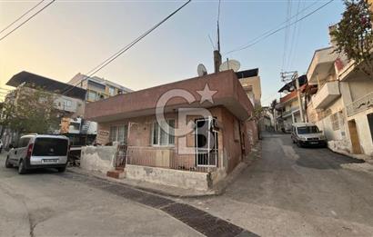 Bayraklı 4 KAT İMARLI Satılık 2+1 Müstakil Ev