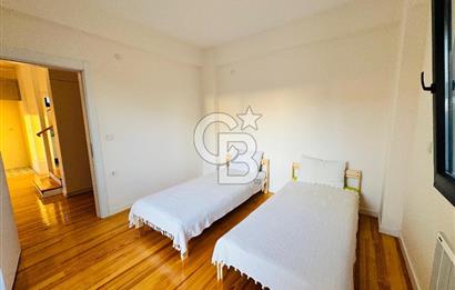 Foça Yenibağarası Mah. Havuzlu Site'de 3+1 Satılık Villa