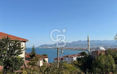 Tarihi Dokuya Sahip 7 Geniş Odalı Restore Edilebilir Ticari Yapı 