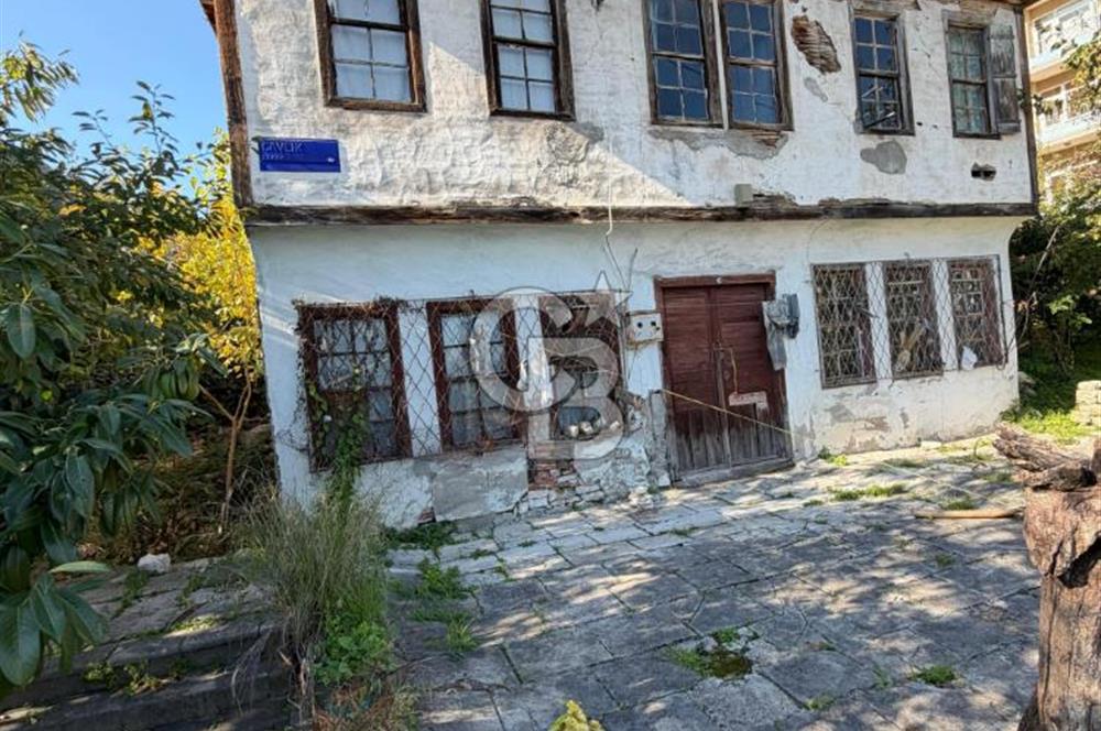 Tarihi Dokuya Sahip 7 Geniş Odalı Restore Edilebilir Ticari Yapı 