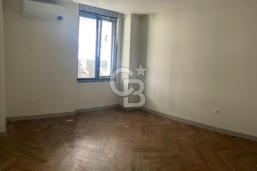 KALAMIŞ SAHİLDE MARİNAYA YÜRÜME MESAFESİNDE 2+1 DAİRE