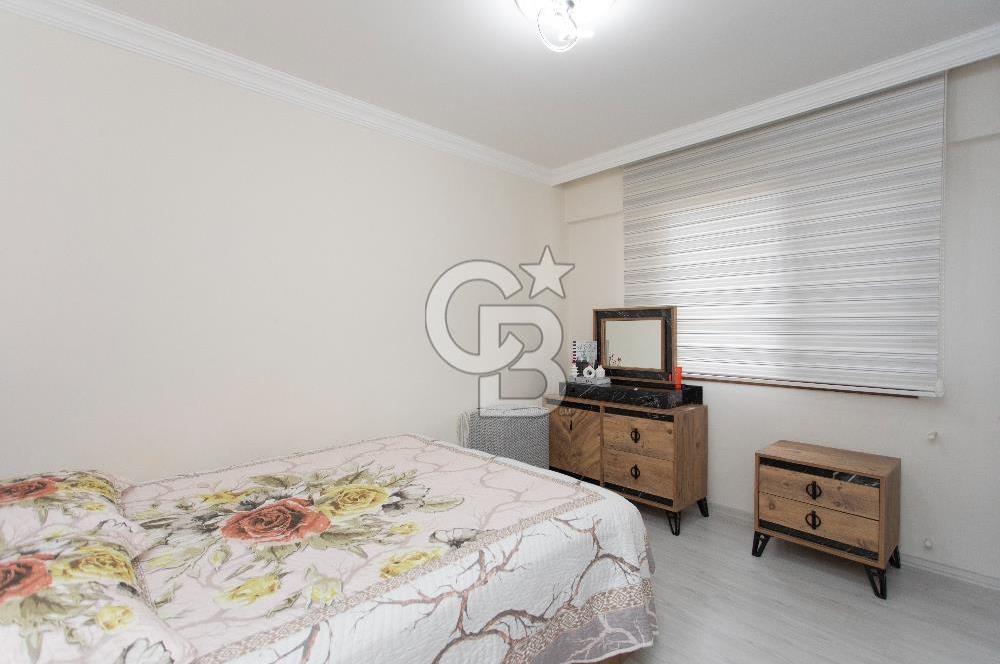 Foça Yenibağarası Mah. Satılık 2+1 Bahçe Katı Daire