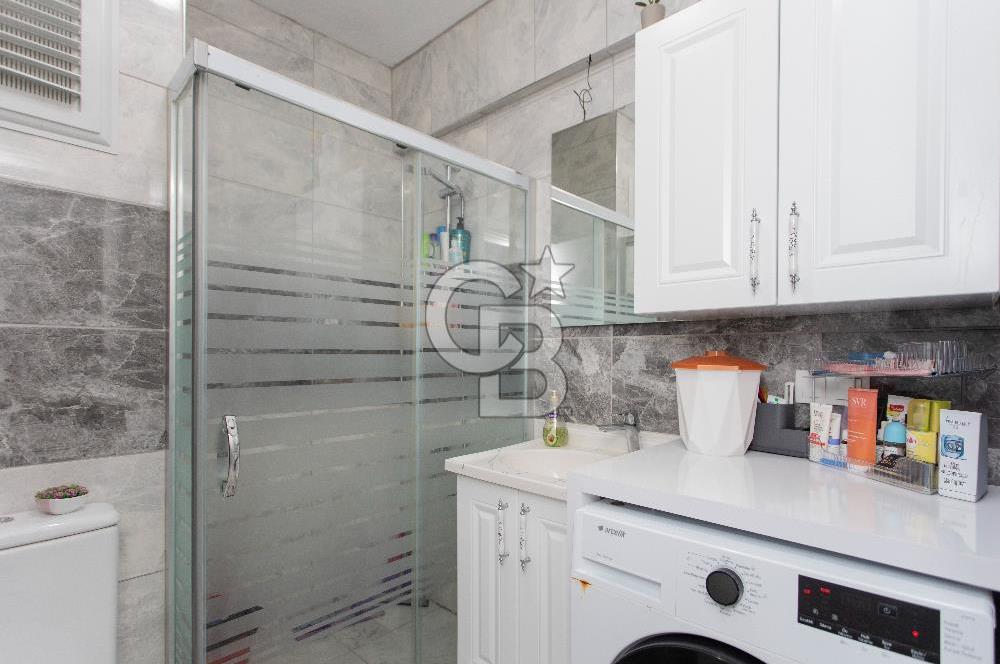 Foça Yenibağarası Mah. Satılık 2+1 Bahçe Katı Daire