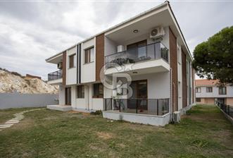 Foça Yenibağarası Mah. Satılık 2+1 Bahçe Katı Daire - 8 - 312036