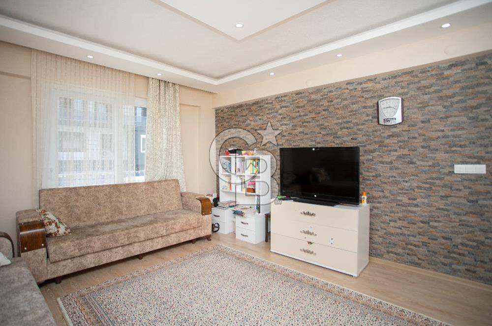 Foça Hacıveli Mah. Satılık 2+1 Kapalı Mutfaklı Daire