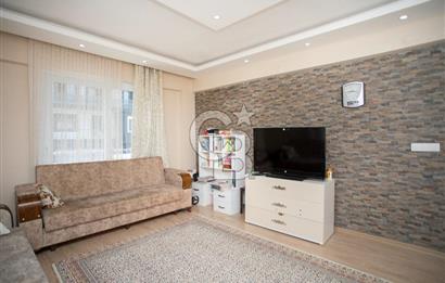 Foça Hacıveli Mah. Satılık 2+1 Kapalı Mutfaklı Daire