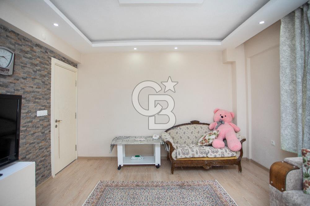 Foça Hacıveli Mah. Satılık 2+1 Kapalı Mutfaklı Daire