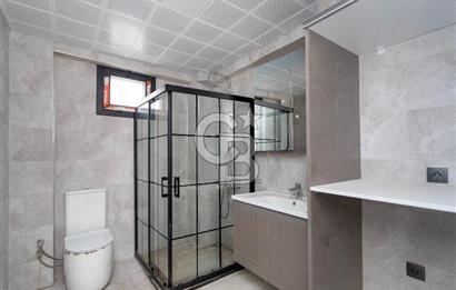 Yenifoça Donatkent Mevkiinde Satılık Havuzlu 3+1 Müstakil Villa