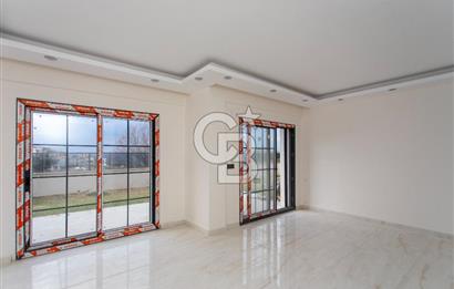 Yenifoça Donatkent Mevkiinde Satılık Havuzlu 3+1 Müstakil Villa